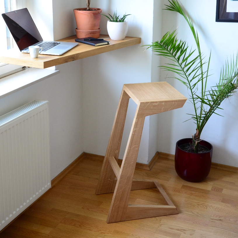 Chair Anguli