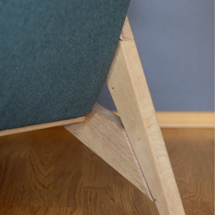 Chair Conica